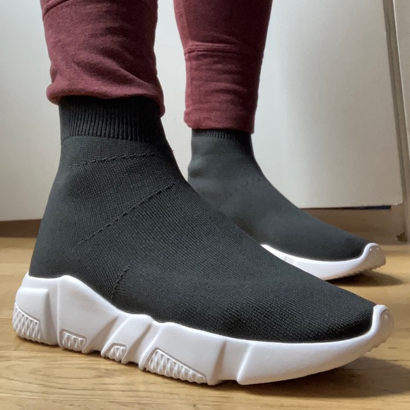 Steve Madden Taffey knit sneaker booties - Picture 9 of 12